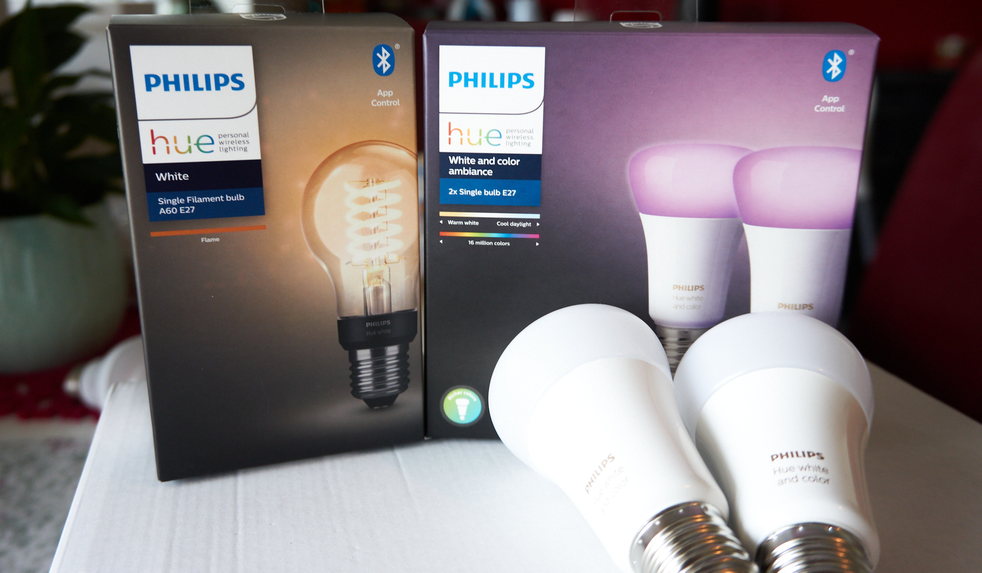 Inteligentne żarówki czy inteligentne przełączniki? Co wybrać do inteligentnego oświetlenia w domu?