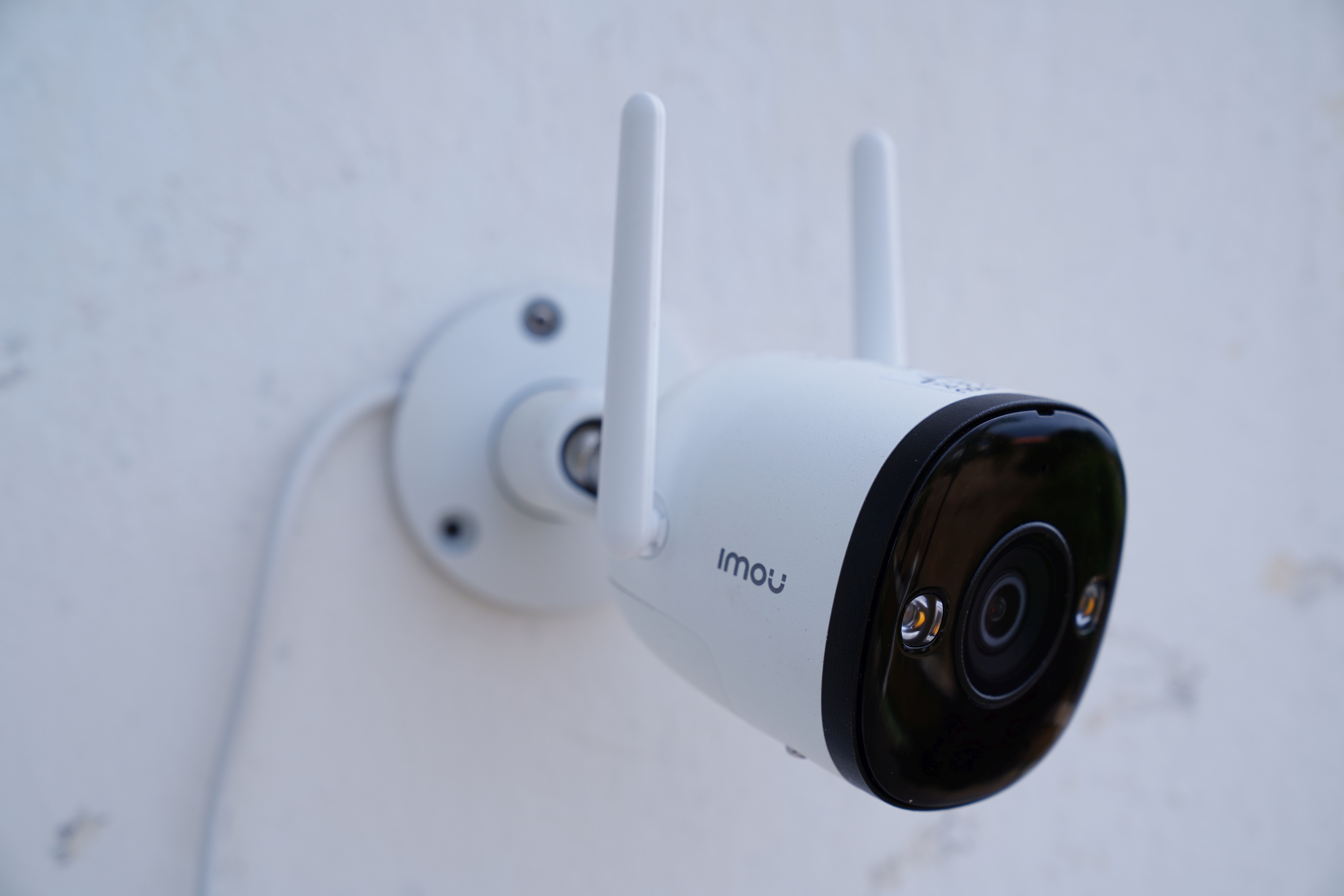 Recenzja Imou Bullet 2 - sensowna, bardzo tania kamera monitoringu domu