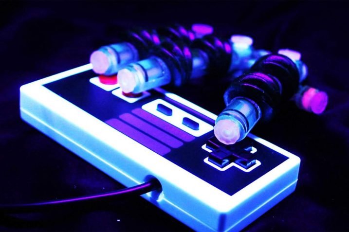 Miękkie roboty potrafią coraz więcej. Ten gra w Super Mario Bros