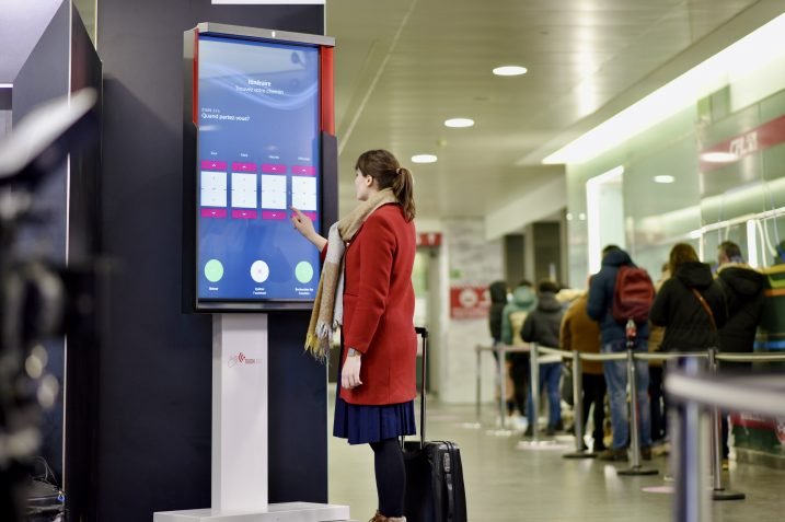 samsung airxtouch kiosk series 3 kiosk samoobsługowy