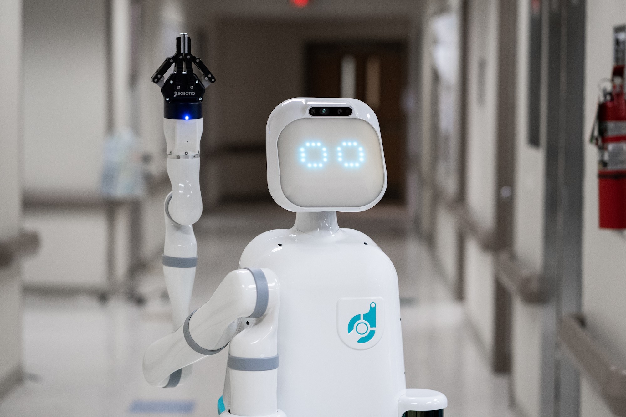 Moxi – robot, który pomaga załatać dziury w systemie opieki zdrowotnej