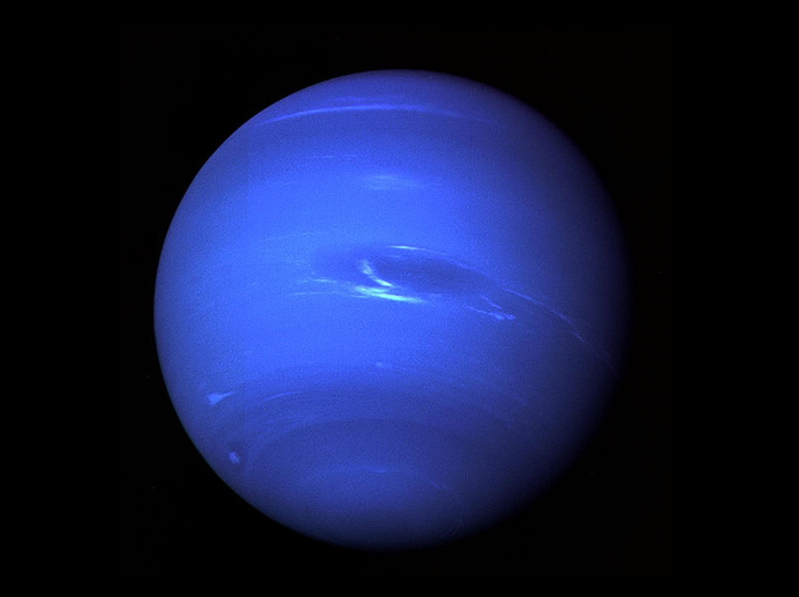 Coś dziwnego dzieje się z temperaturą Neptuna