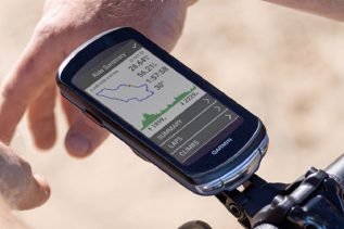 Garmin-Edge-1040-Solar