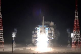 Rosja satelita EMKA-3