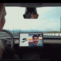 Współpraca Zoom i Tesla, wideokonferencja