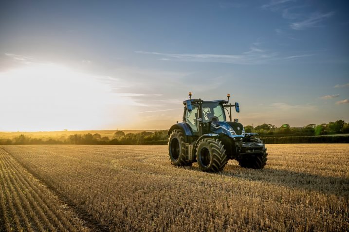 Traktor Holland T7 Methane Power (Źródło: newhollandpresskit)