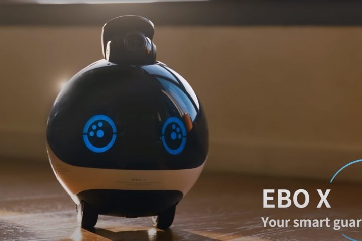 Enabot EBO X robot rodzinny