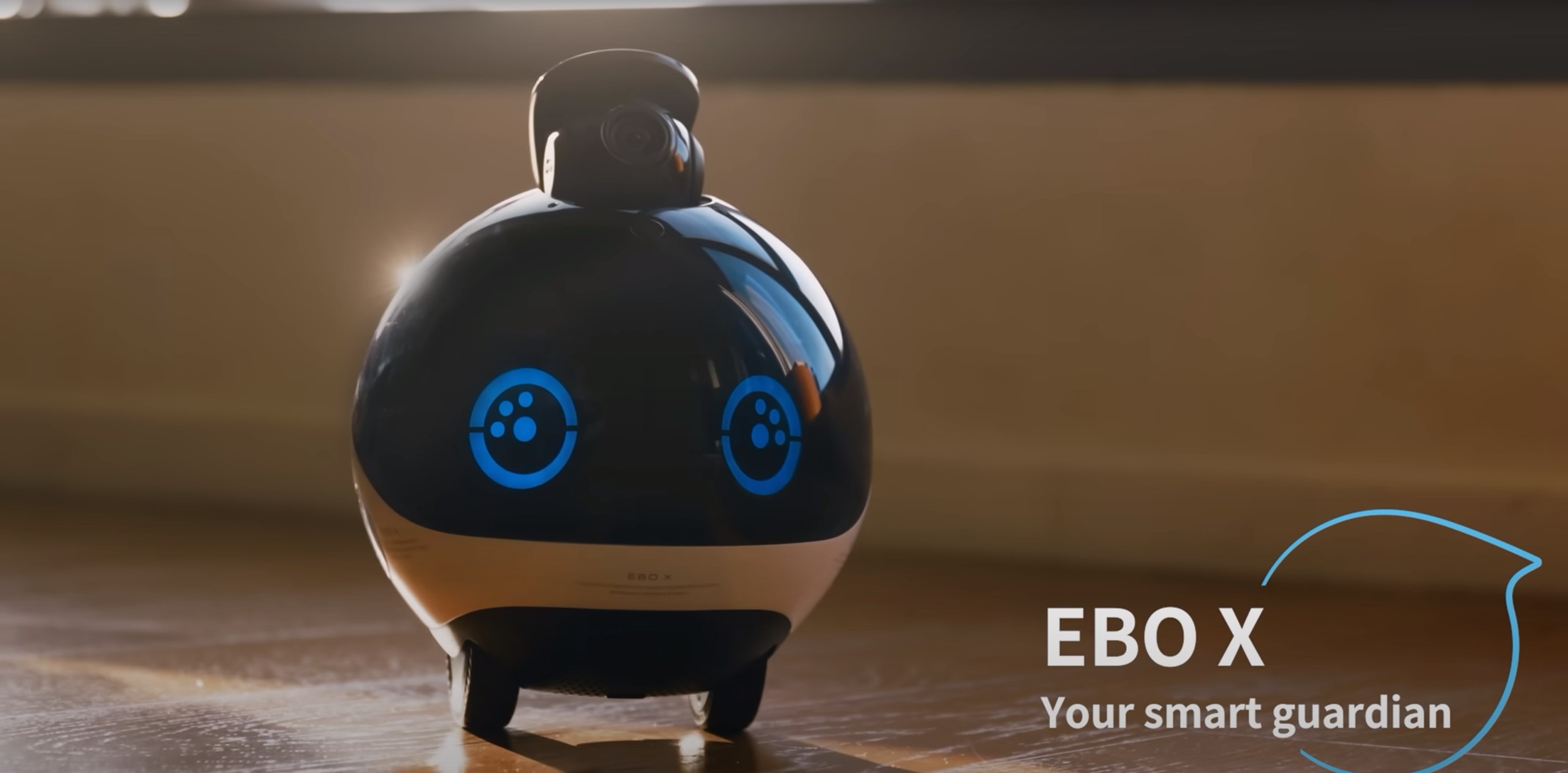 Enabot EBO X robot rodzinny