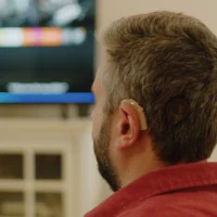 Urządzenia Amazon Fire TV stały się kompatybilne z... aparatami słuchowymi