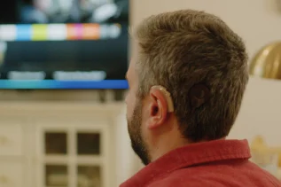 Urządzenia Amazon Fire TV stały się kompatybilne z... aparatami słuchowymi
