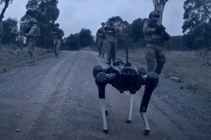 Wojskowy robot (Źródło: The Sun)