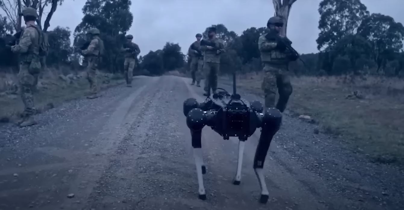 Wojskowy robot (Źródło: The Sun)