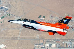 Odrzutowiec VISTA X-62 (Źródło:lockheedmartin)