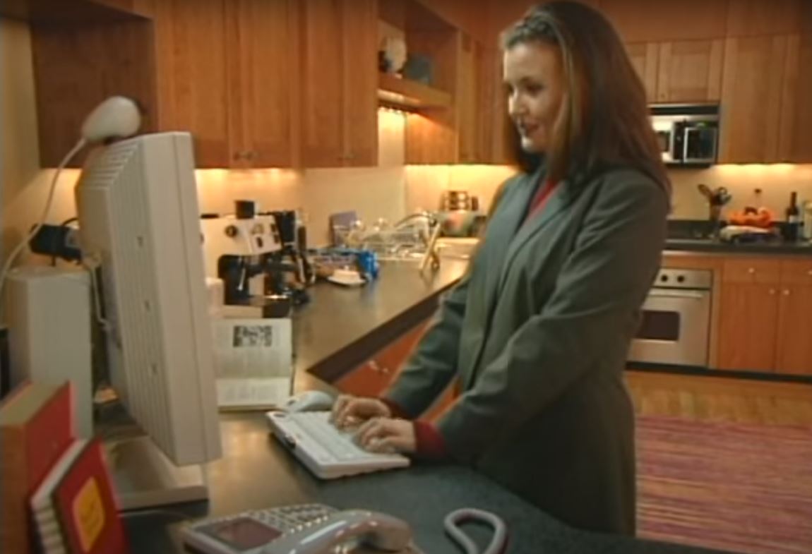 Smart Home wg. Microsoftu w 1999 (Źródło: youtube)