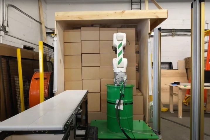 (źródło: Pickle Robot co.)