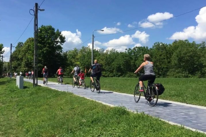 Chodniki słoneczne dla rowerów (źródło: PLATIO)