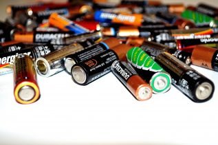 Recykling baterii może stać się dużo prostszy (Źródło: pixabay)