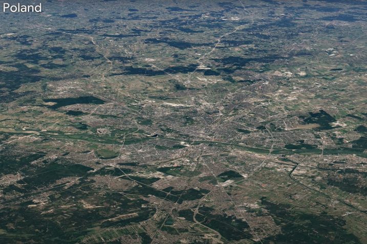 Warszawa w 2022 roku (źródło Google Earth/YouTube)