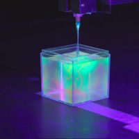 drukowanie komórek 3D (źródło: Stanford,YT)