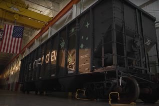 Wagon elektryczny (źródło: Intramotev)