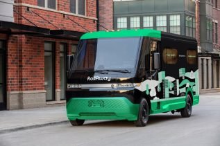 Elektryczny kamper (Źródło:Rollaway)