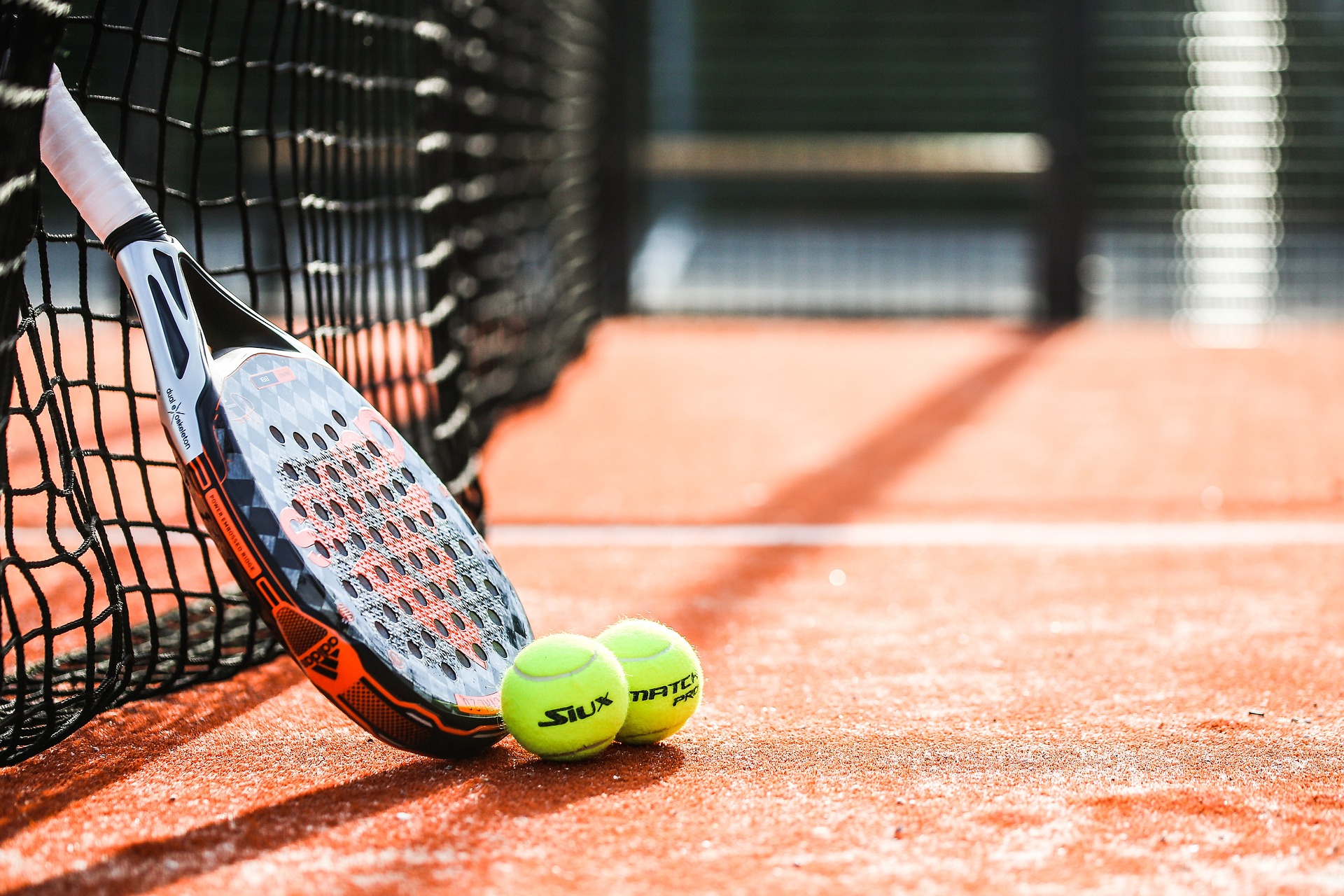 Tenis (źródło: Pixabay)