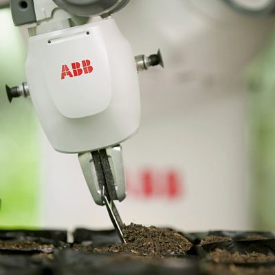 ABB Robotics Amazon (żródło: new.abb.com)
