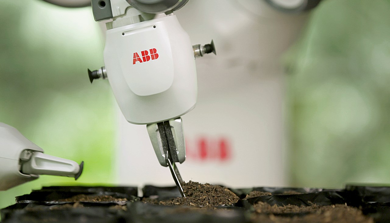 ABB Robotics Amazon (żródło: new.abb.com)