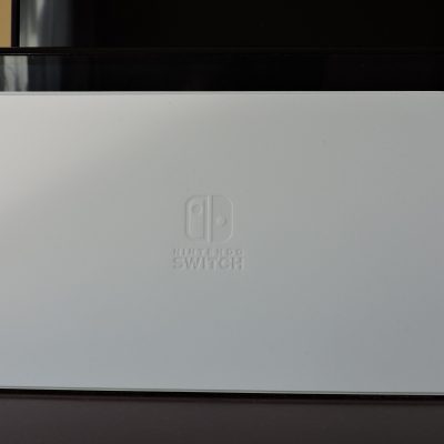 Nintendo Switch OLED w doku