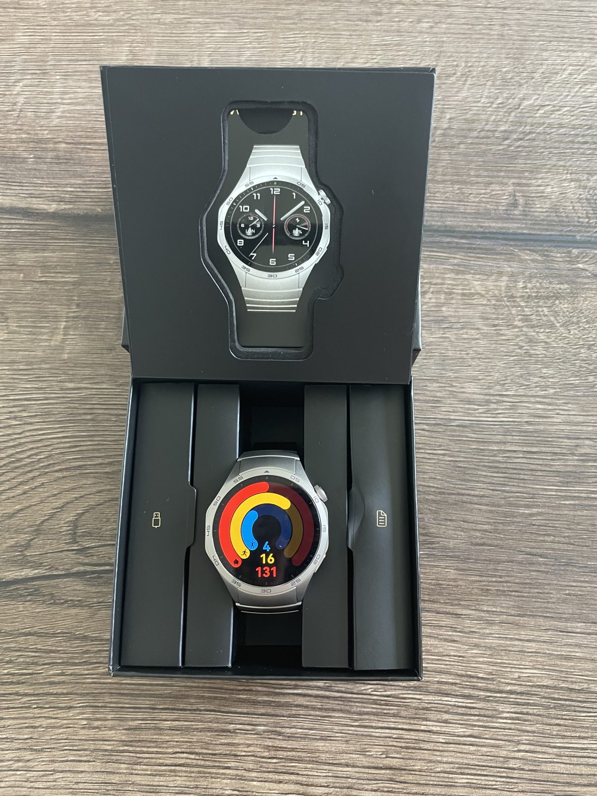 Recenzja Huawei Watch GT 4 Elite. Elegancja i długi czas pracy