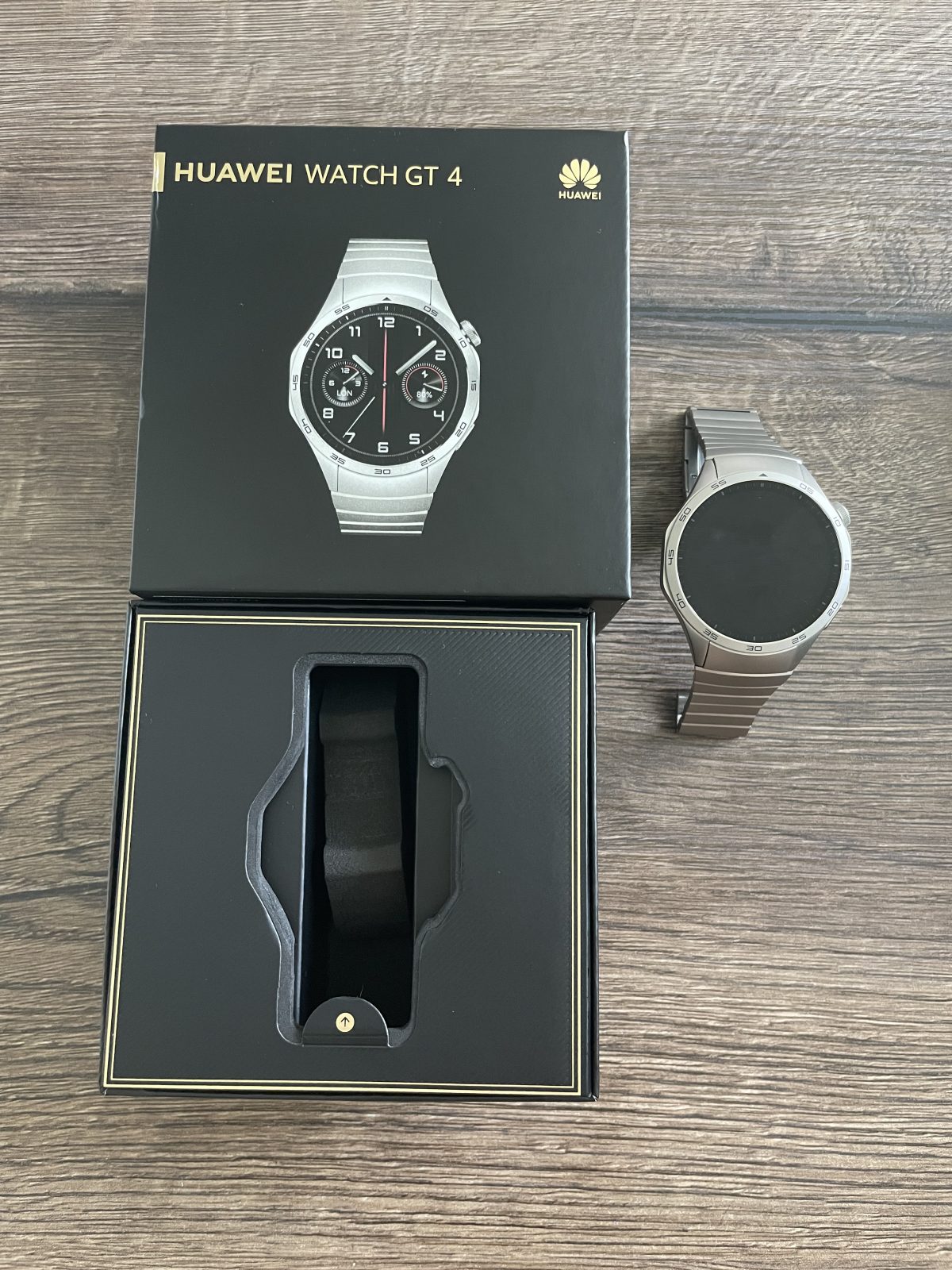 Recenzja Huawei Watch GT 4 Elite. Elegancja i długi czas pracy