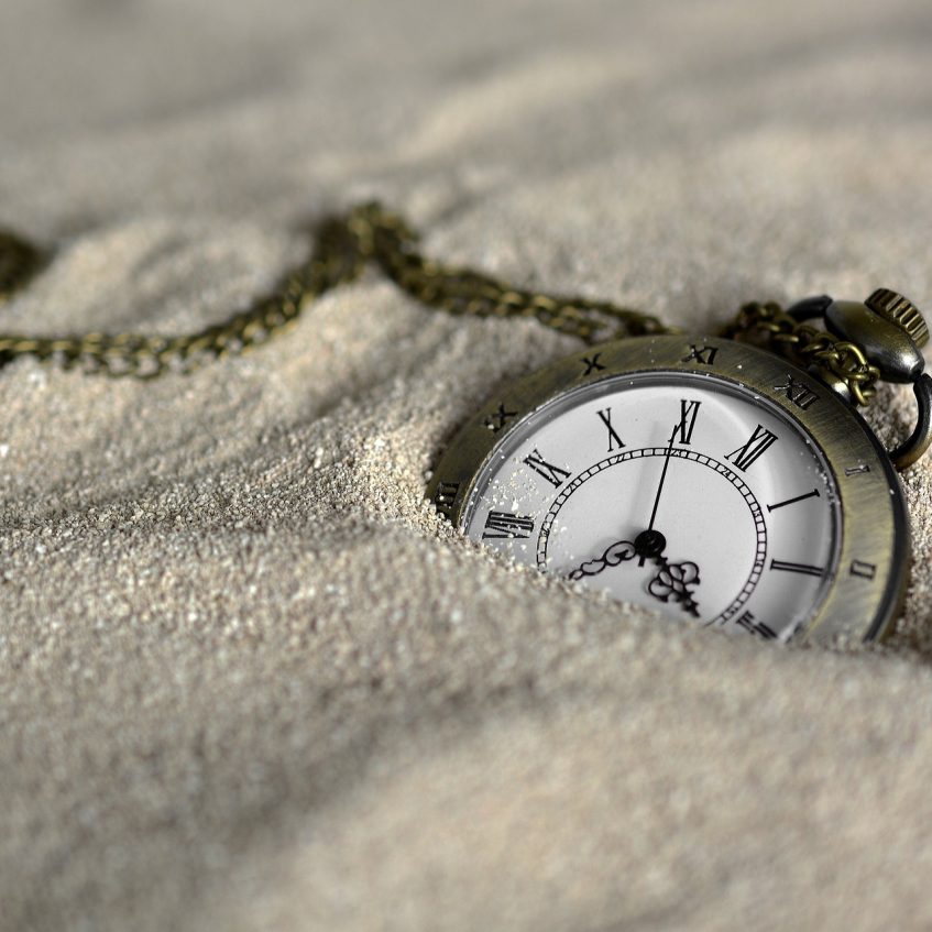 zegar (źródło: Pixabay)