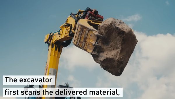 Robotyczna koparka buduje kamienne ściany (źródło: ETH Zurich/YouTube)