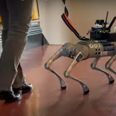 Robot RoboGuide (źródło: University of Glasgow, Youtube)