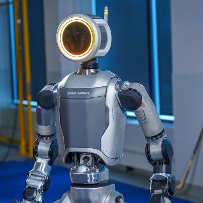 Nowa wersja robota o imieniu Atlas (źródło: Boston Dynamics)